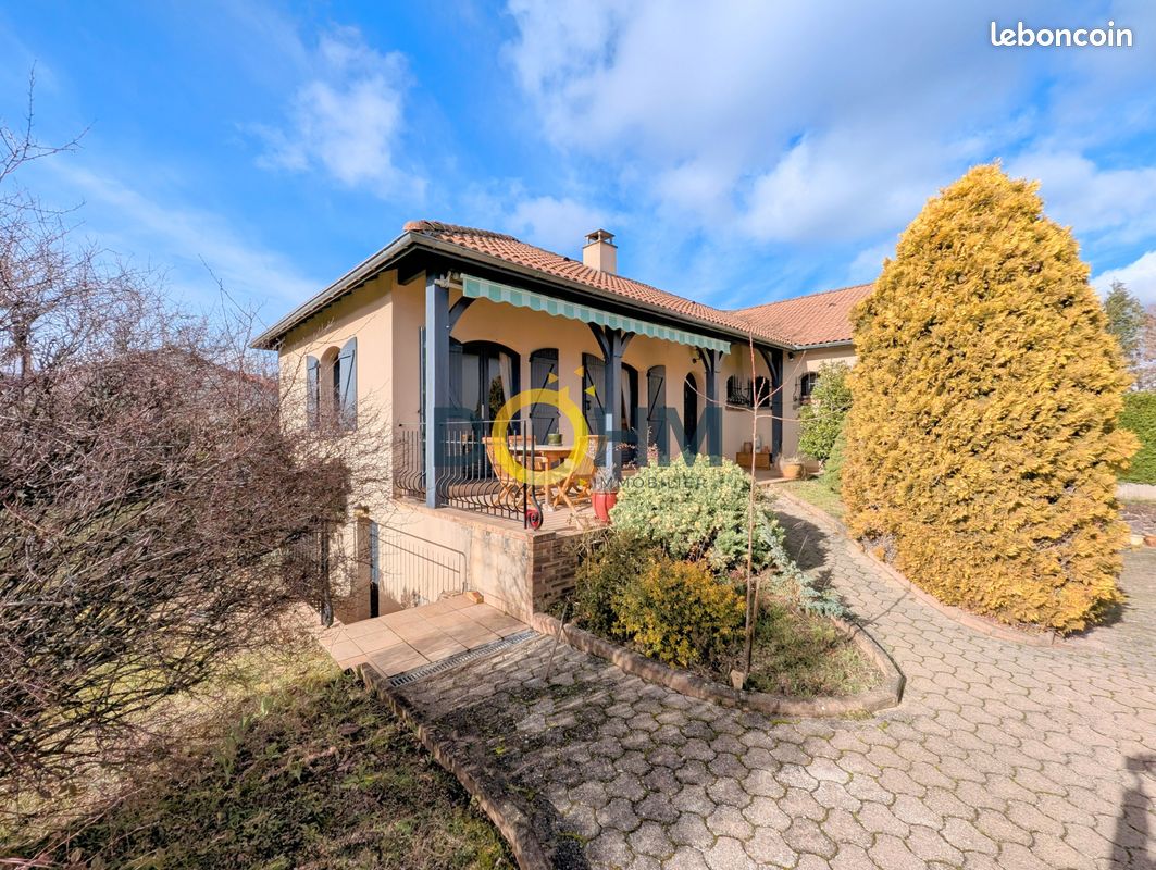 Maison 7 pièces 163 m² · à Aubière · 163 m² · 325 000 €