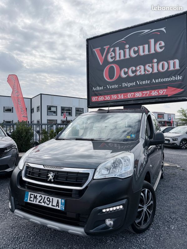 PEUGEOT PARTNER TEPEE 1.6 BlueHDi 120ch S&S BVM6 Outdoor (image 1)