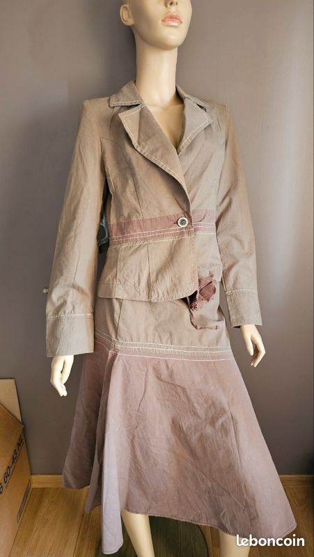 Chemisier Jaqueline Riu taille 36 manque un bouton Voir photos - Vêtements