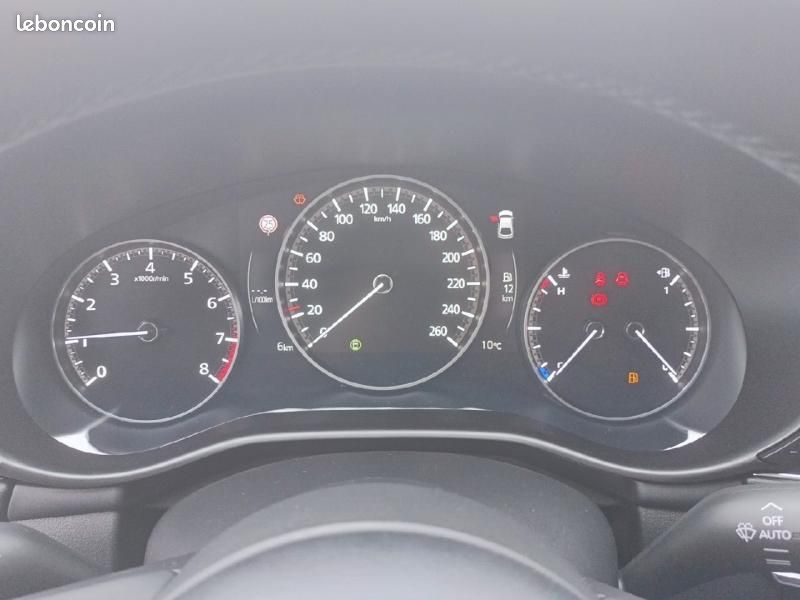 Mazda Mazda 3 2.0 e-SKYACTIV-X M-Hybrid 186ch Homura 2025 Euro6e (image 19)