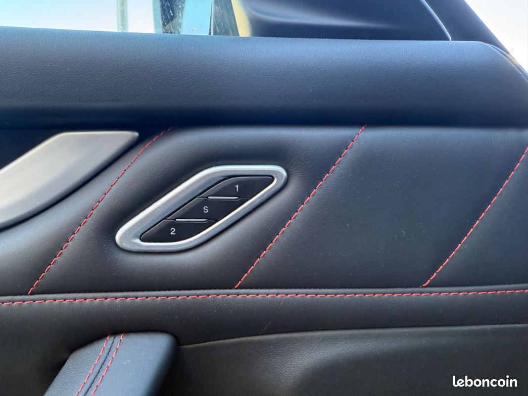MASERATI LEVANTE 3.0 V6 Bi-Turbo 350 Q4 GranSport (image 34)