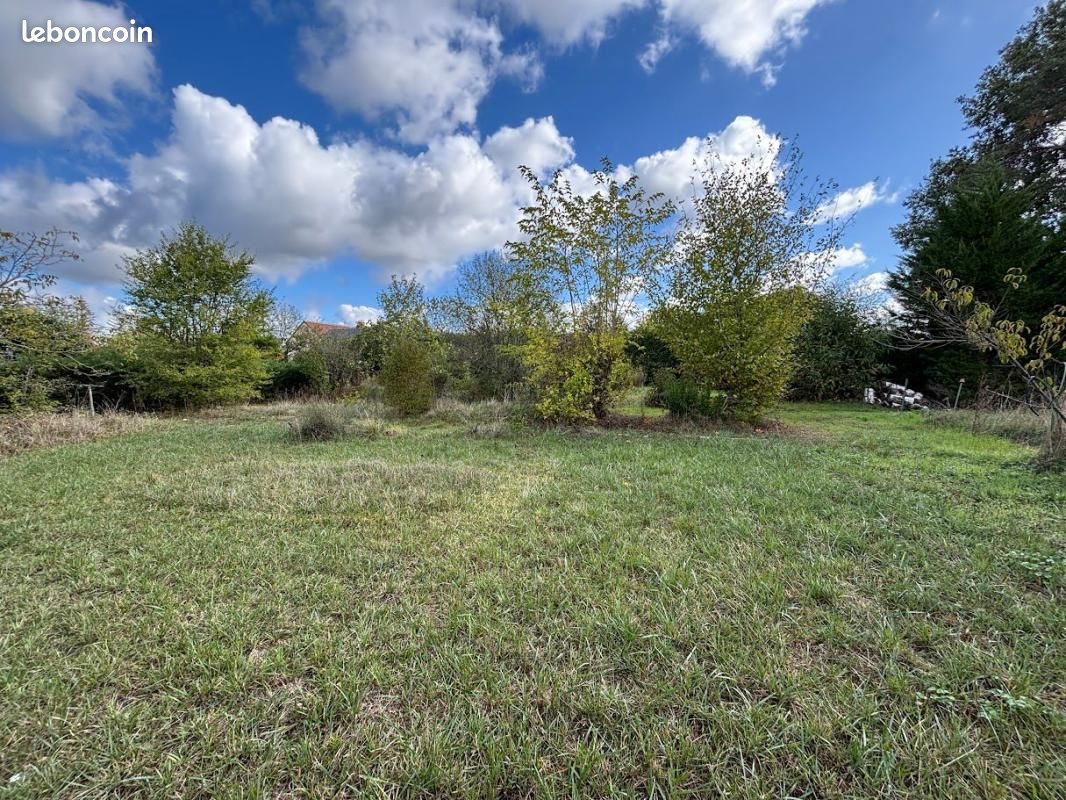 Terrain 918 m² · à Fondettes · 178 000 €