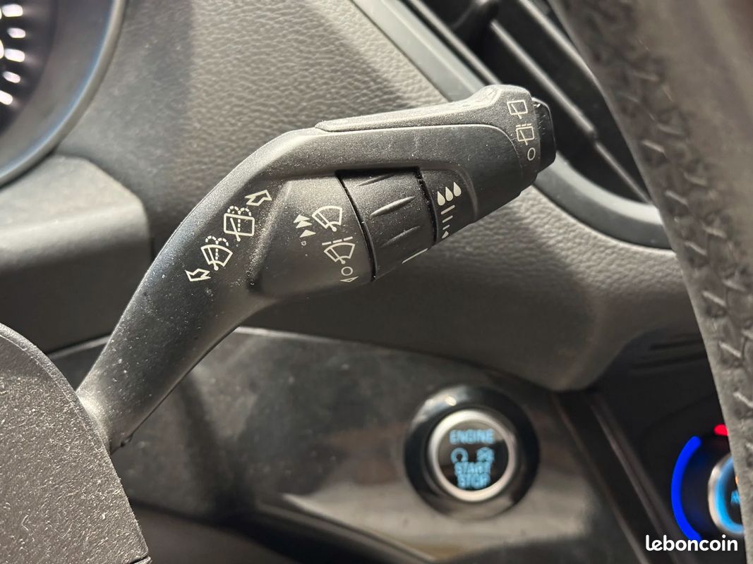 Ford KUGA Executive / CarPlay (image 25)