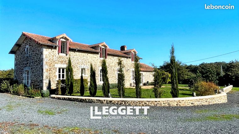 Maison 21 pièces 552 m²