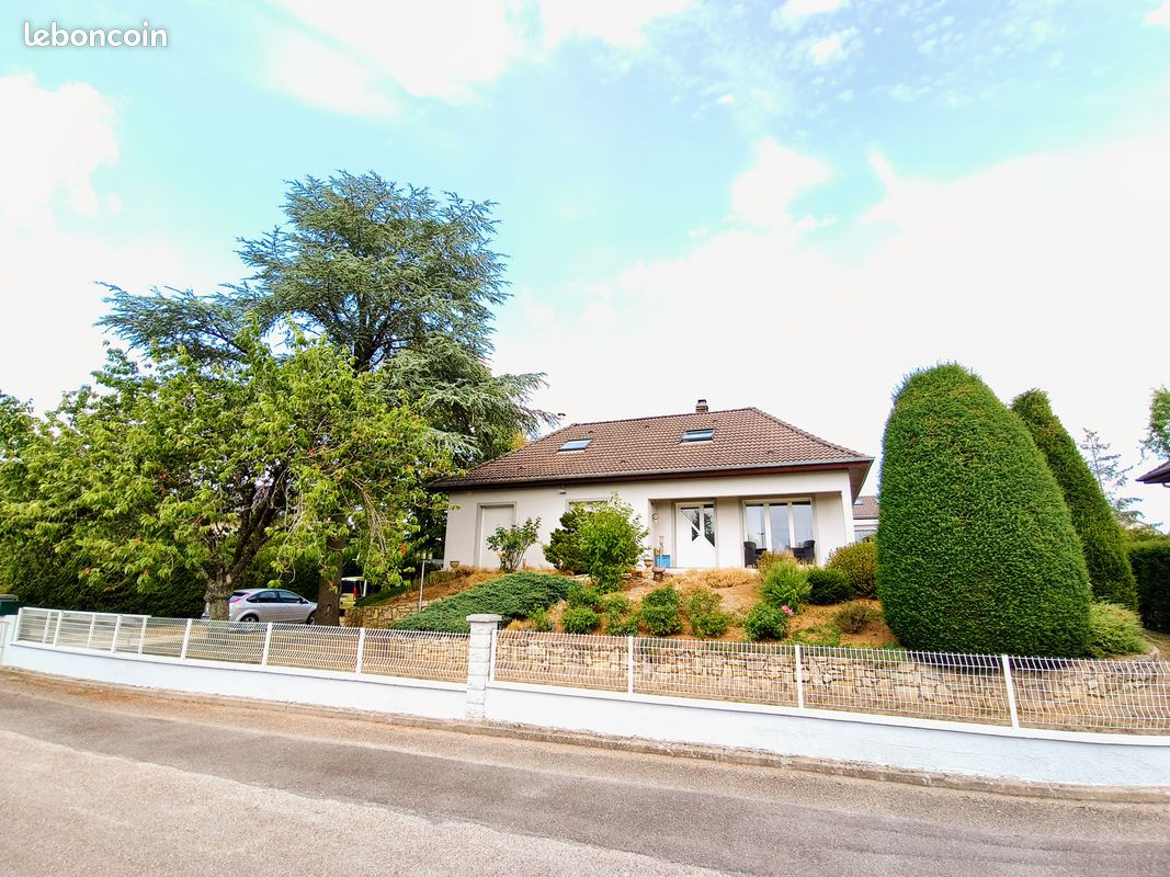 Maison 9 pièces 191 m² · à Champenoux · 191 m² · 419 000 €