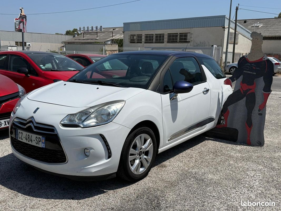 Citroen DS3 1.2 VTI PURETECH CHIC (image 1)