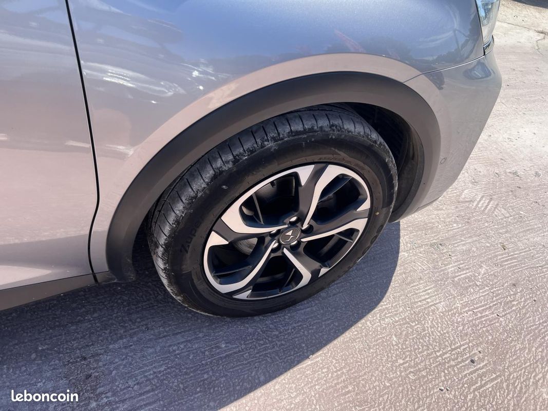 DS DS 7 CROSSBACK DS7 Crossback 1.5 BlueHDi - 130 So Chic DISTRIBUTION COMPLETE NEUVE (image 16)