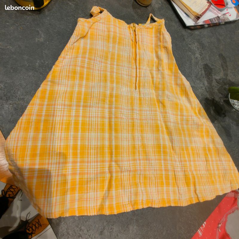 Robe jaune soleil. Marque mini stéréo (image 8)