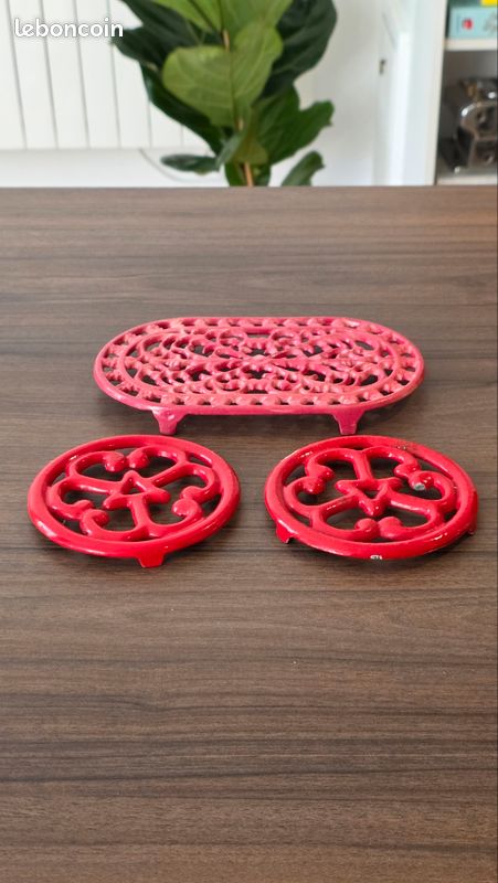 Lot de 5 casseroles vintage à fleurs en très bon etat - Arts de la table