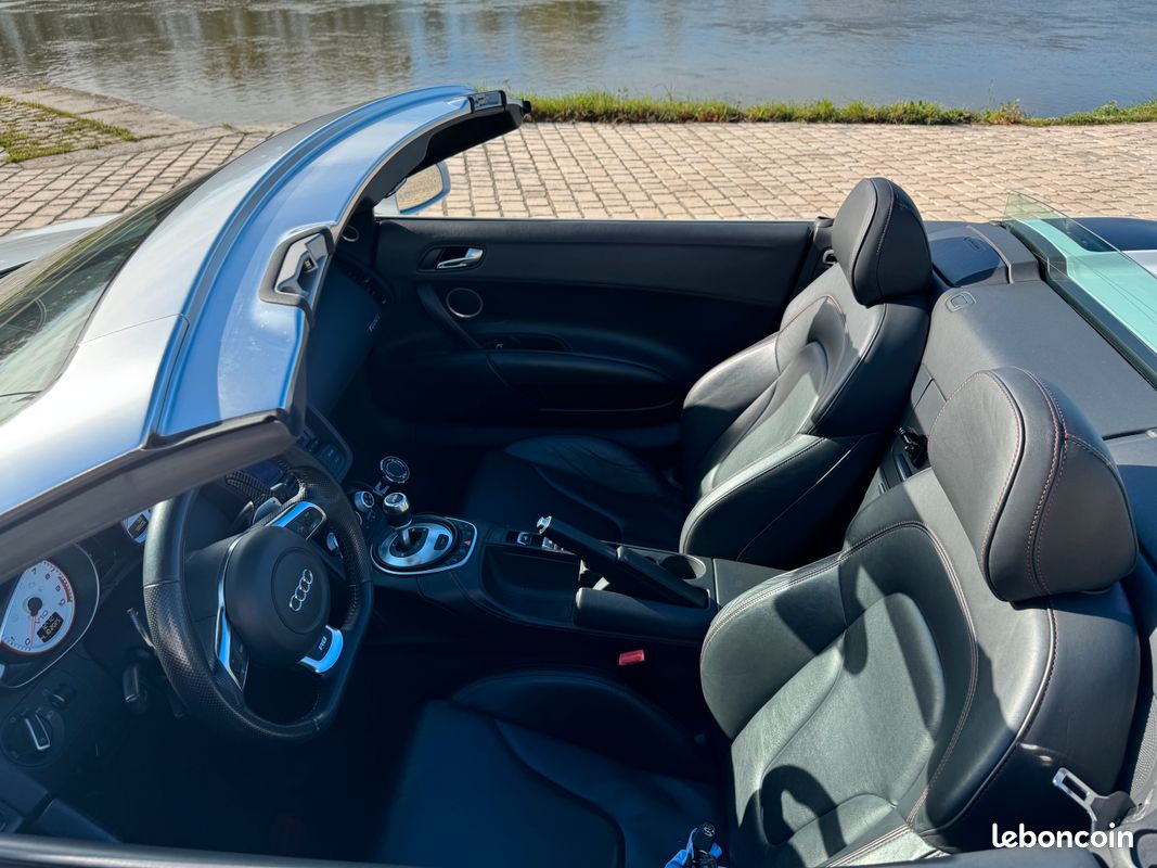 Audi r8 spyder v10 5.2 525 ch / gris suzuka / bang & olufsen / entretien complet audi / garantie 6 mois (image 4)