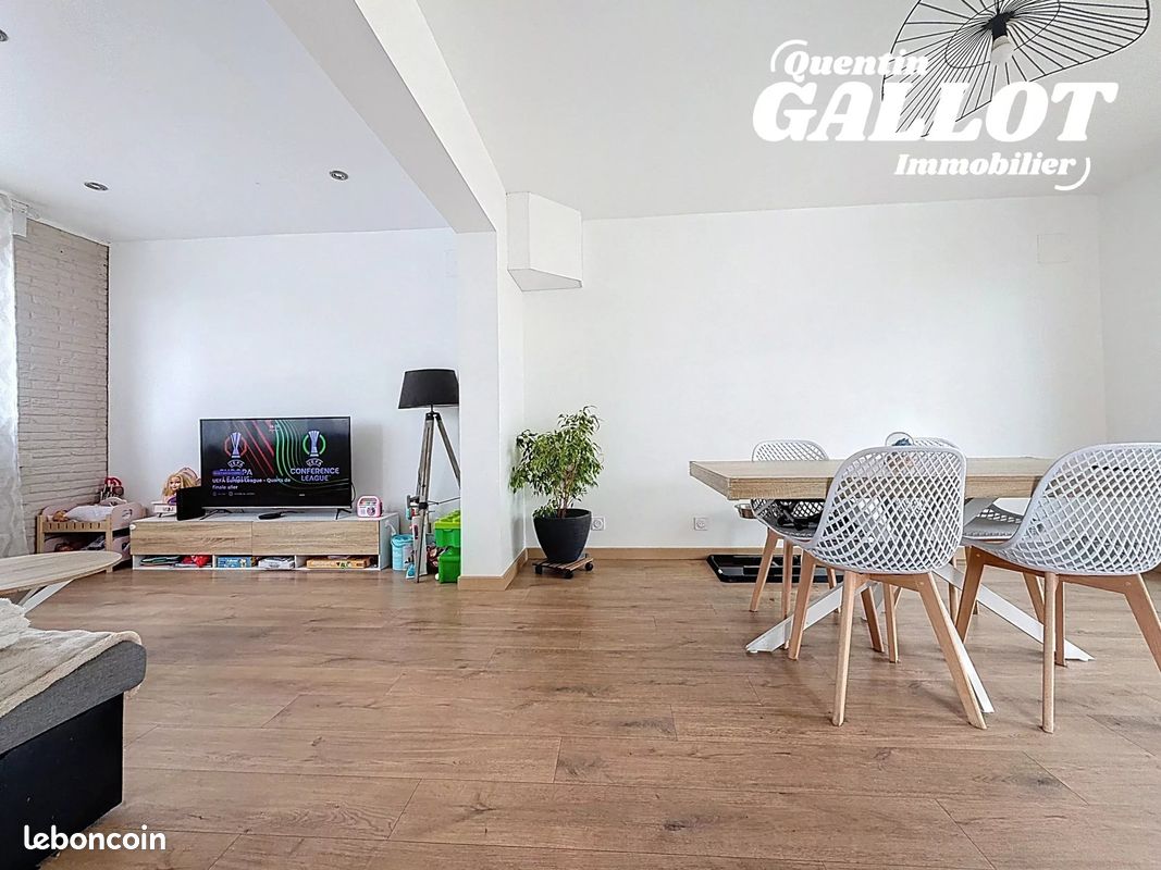 Maison 3 pièces 92 m² · à Hondschoote · 92 m² · 208 900 €