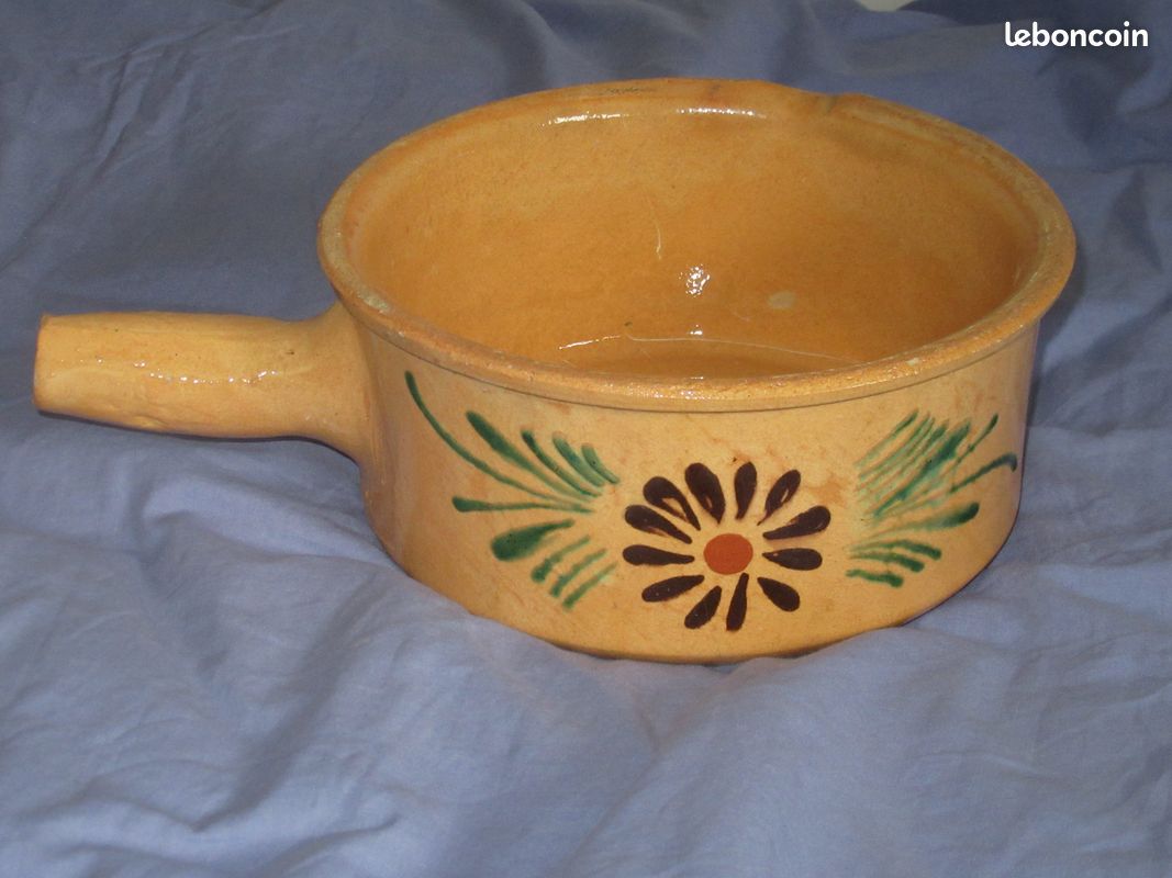 Marmite en terre cuite avec motif floral diamètre 21 cm (image 1)
