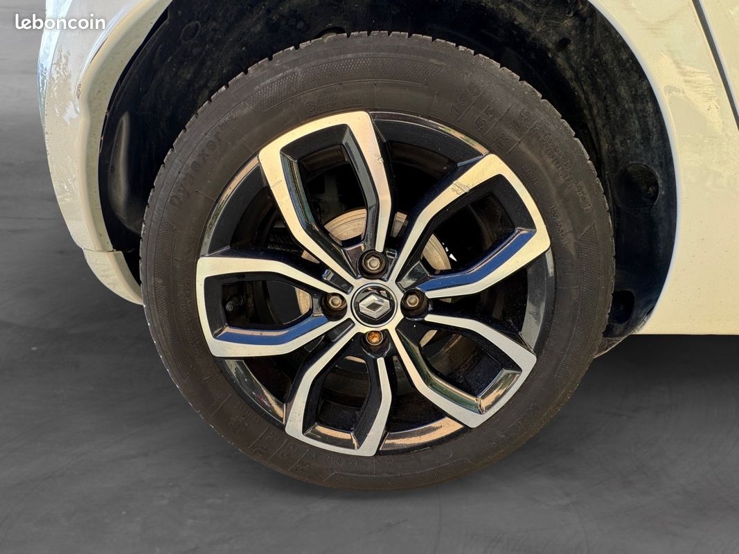 RENAULT CLIO IV dCi 90ch E6C Limited Distrib OK / Garantie 12 mois (image 19)