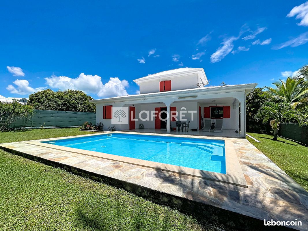 Maison 5 pièces 102 m² · à Baie-Mahault · 102 m² · 535 000 €