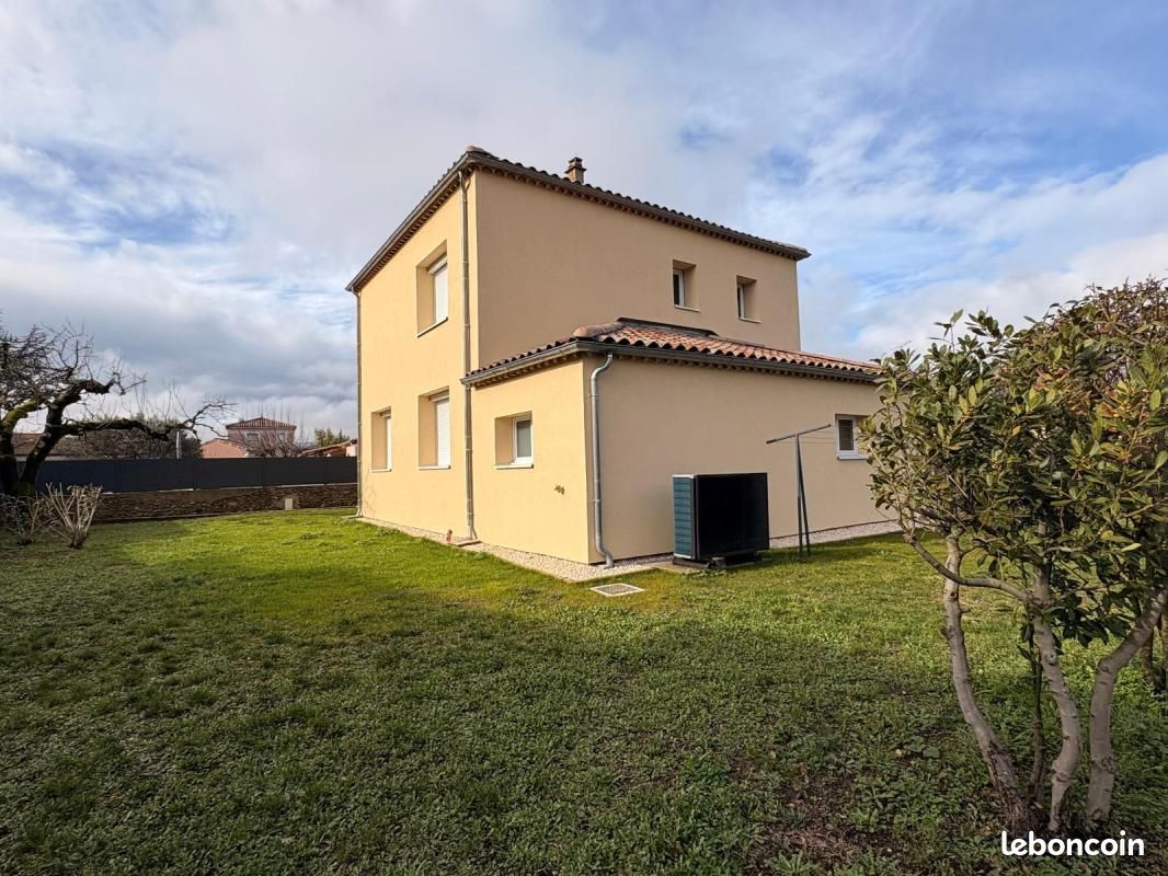Maison 4 pièces 88 m² · à Saint-Didier-sous-Aubenas · 88 m² · 985 €