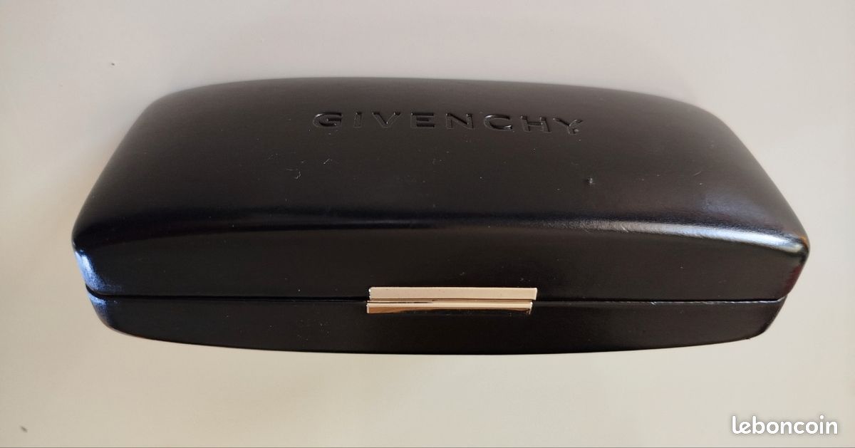 Lunette de soleil Givenchy (image 7)