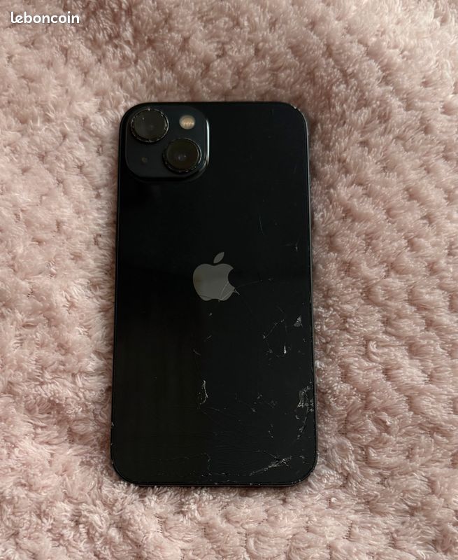 IPhone 13 (image 1)