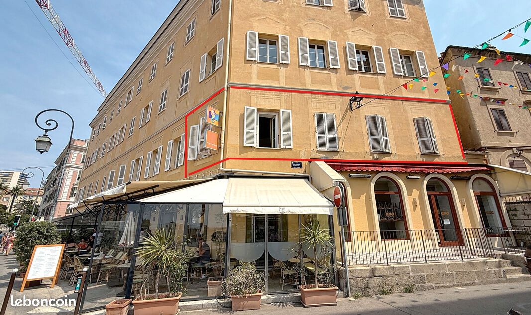 Appartement 7 pièces 145 m² · à Ajaccio · 145 m² · 790 000 €