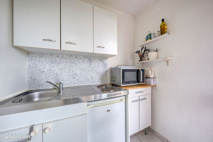 Studio 1 pièce 21 m² — 4