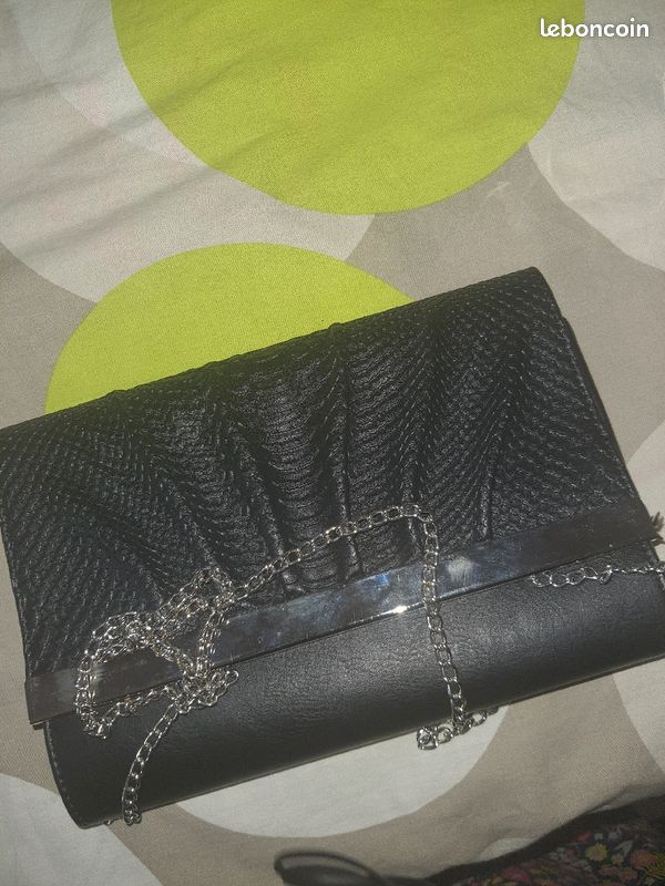 Pochette femme (image 2)