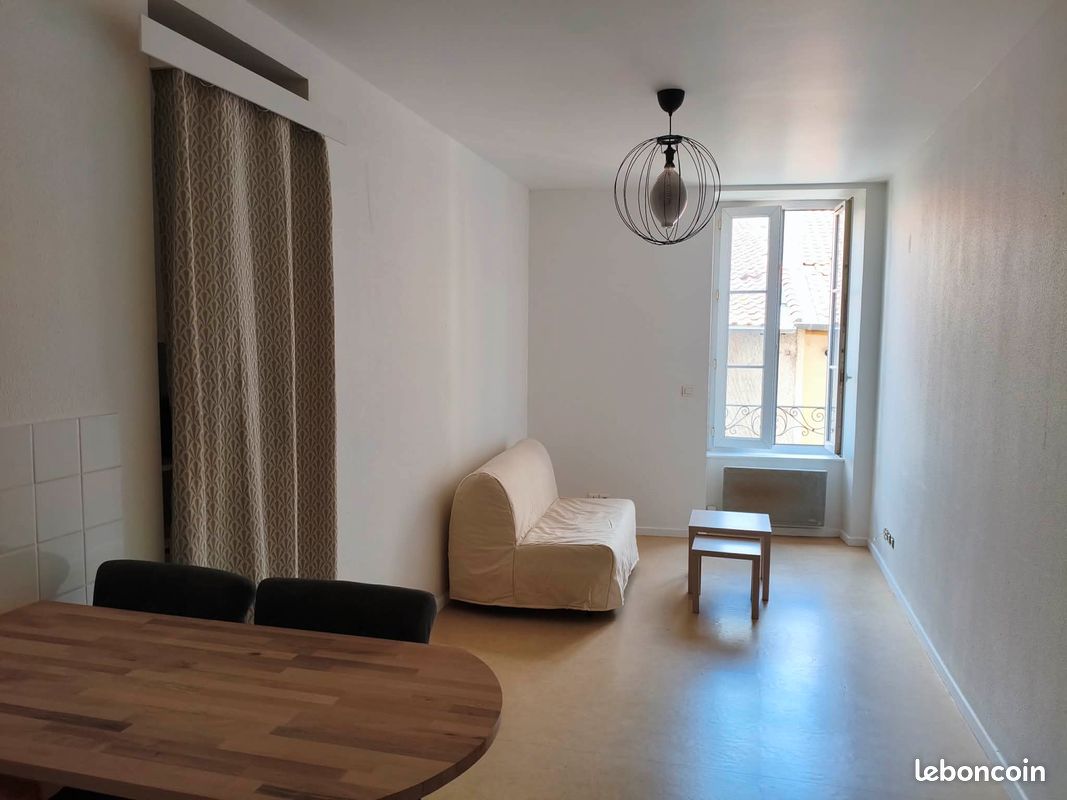 Appartement 1 pièce 26 m² · à Issoire · 26 m² · 425 €/mois