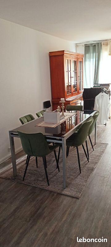 Table en verre et acier (image 1)