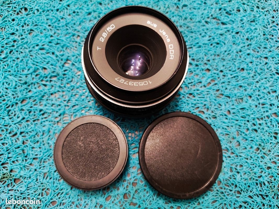 Objectifs grands angles pour appareil photo et caméscope Zeiss