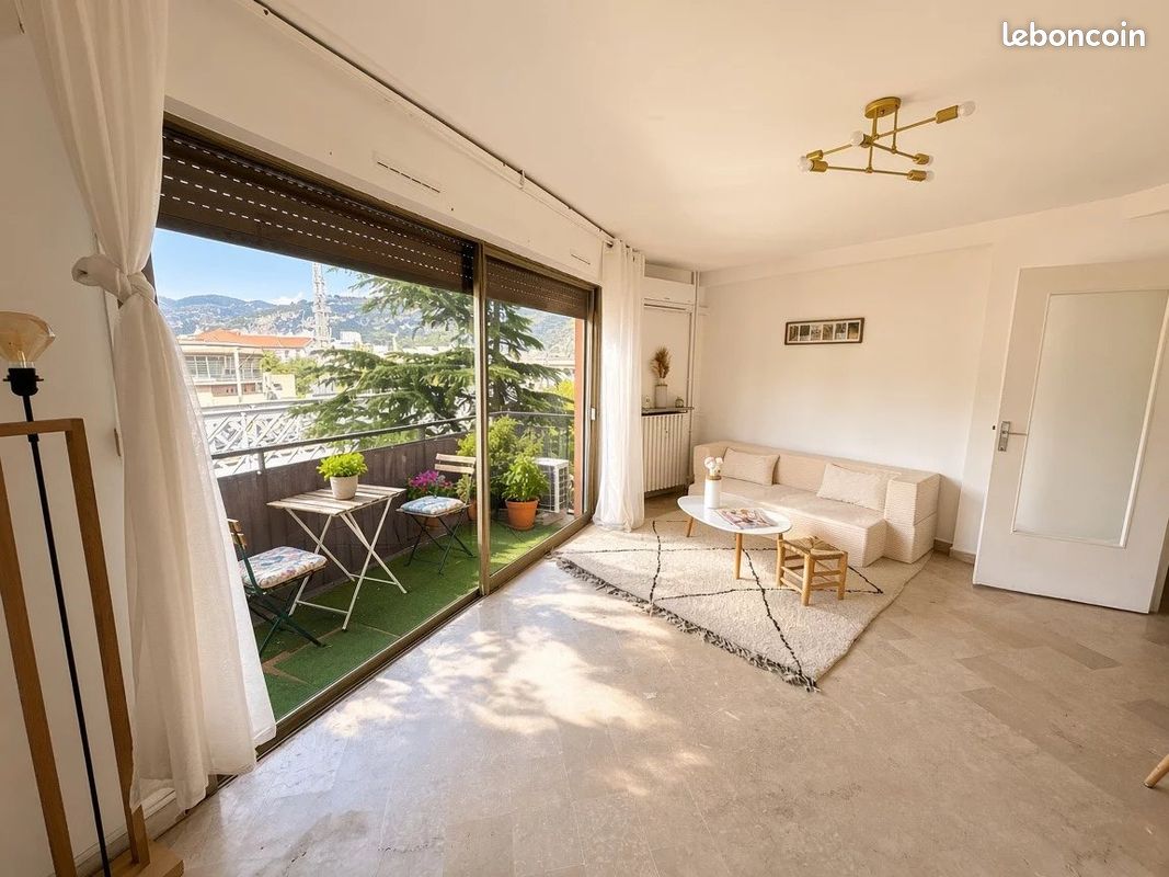 Appartement 2 pièces 52 m² · à Nice · 52 m² · 215 000 €