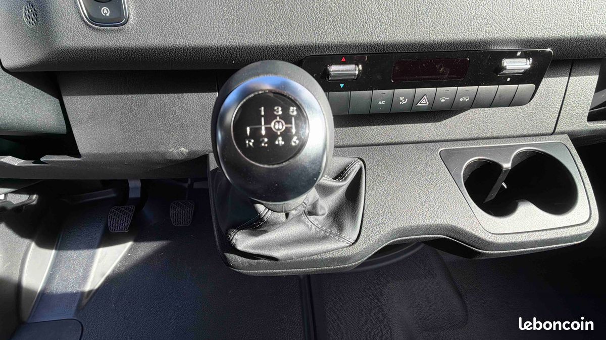 Mercedes sprinter fgn 315 cdi 37 3.5t rwd pro (image 17)