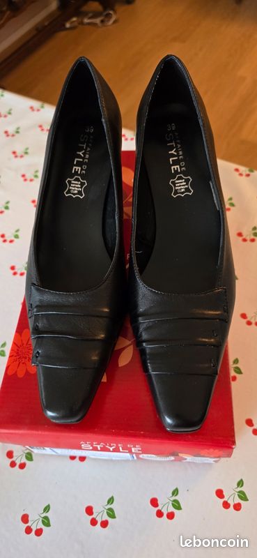 Escarpins cuir noirs (image 5)