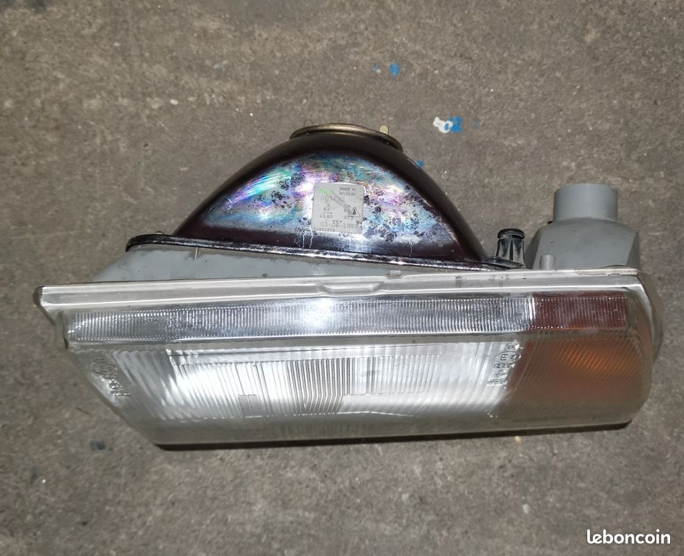 Bouton verrouillage de coffre RENAULT CLIO 4