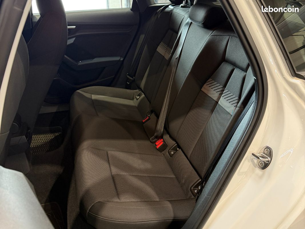 AUDI A3 SPORTBACK 35 TFSI 150ch / VIRTUAL COCKPIT / FACELIFT (image 23)