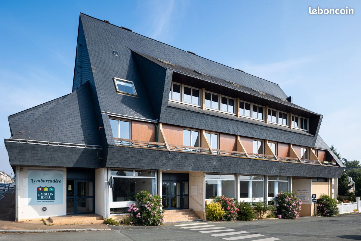 Local commercial 40 pièces 1547 m²