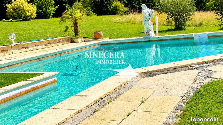 Propriété 13 pièces 518 m²