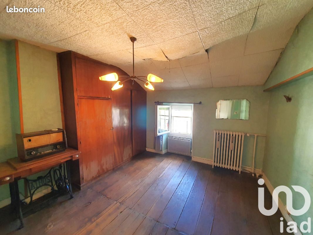 Maison de ville 6 pièces 125 m² - Chasseneuil-sur-Bonnieure 16260 (image principale 9)
