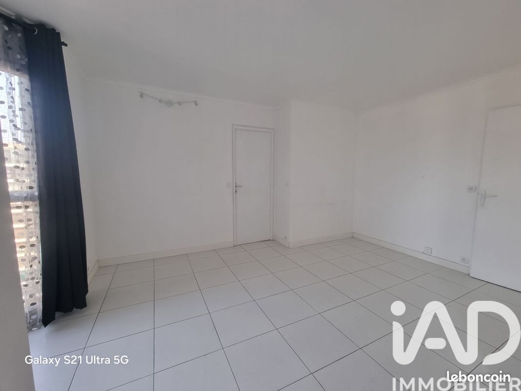 Appartement 3 pièces 56 m² · à Grigny · 56 m² · 86 000 €