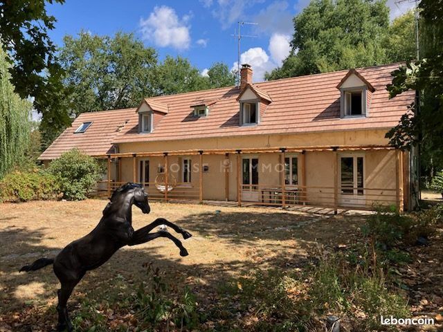 Maison 7 pièces 250 m² · à Roëzé-sur-Sarthe · 250 m² · 420 000 €