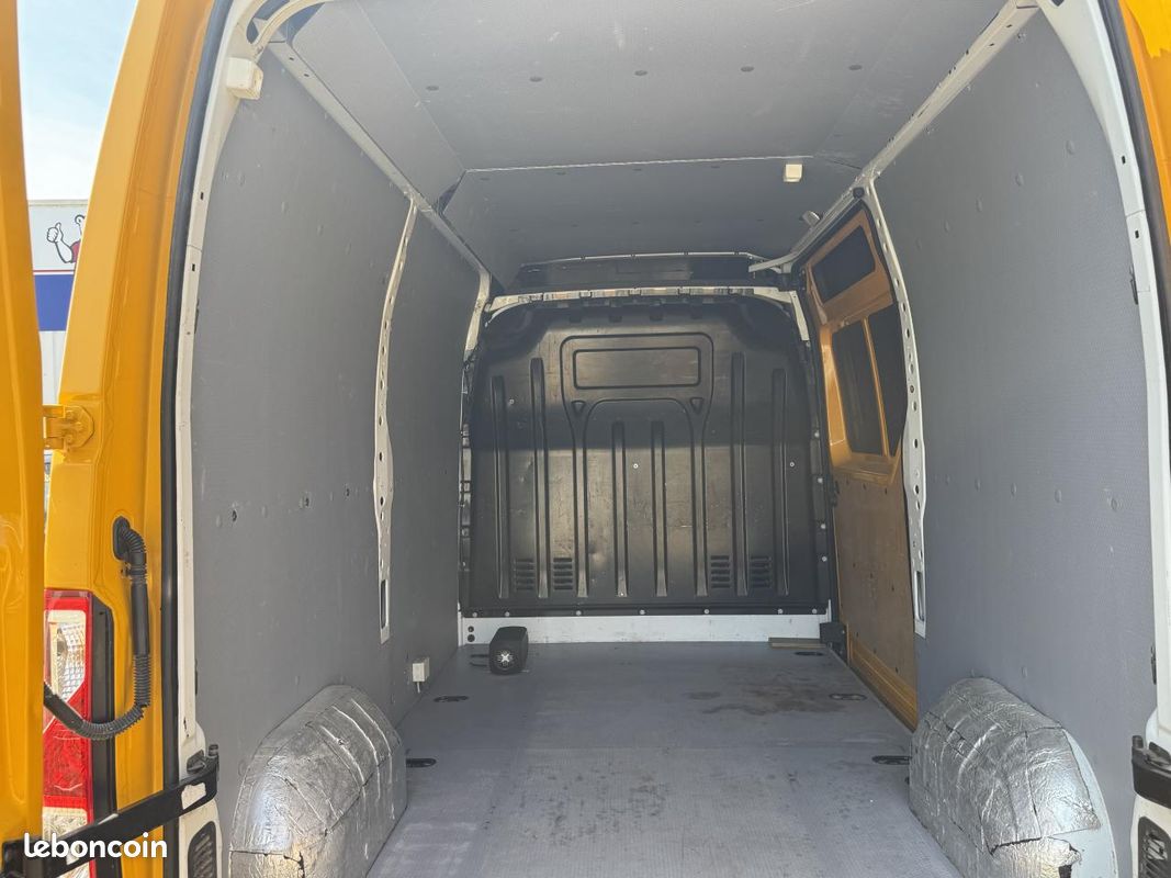 RENAULT MASTER Confort F3500 L2H2 2.3 dCi 145 CV 05/2017 garantie 12 mois (image 17)