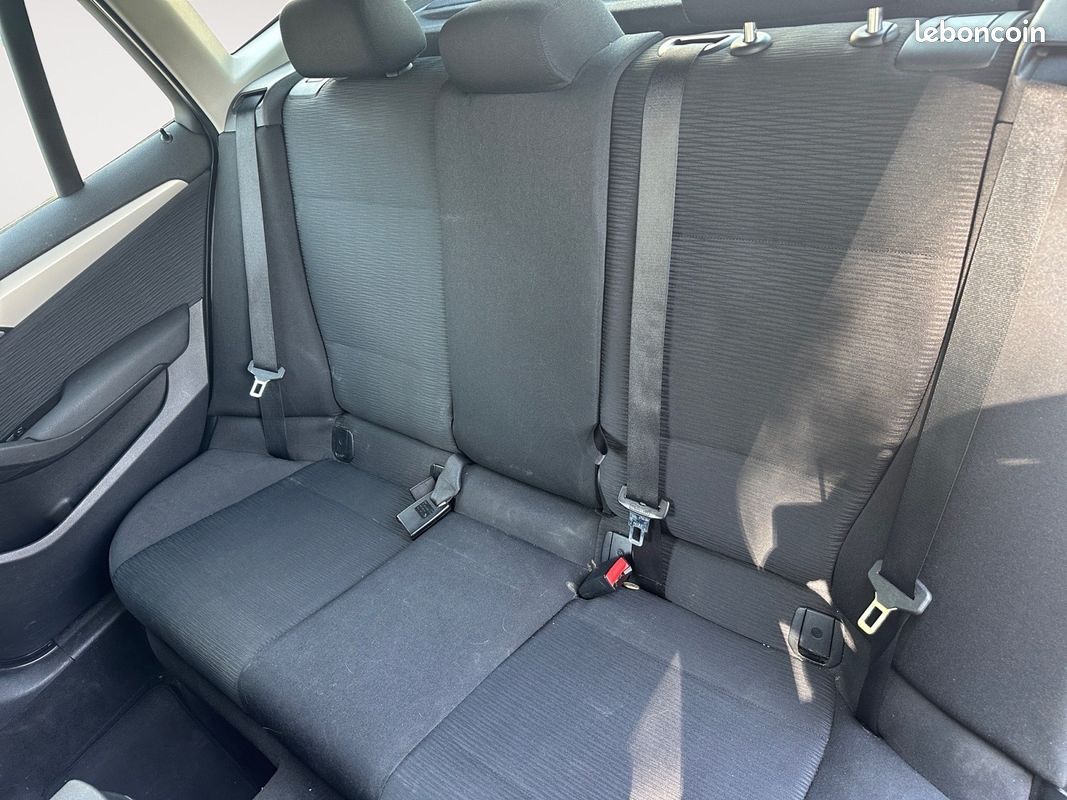 BMW X1 E84 sDrive 18d 143 ch Business (image 14)
