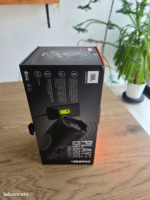JBL charge 5 Neuf avec facture (image 2)