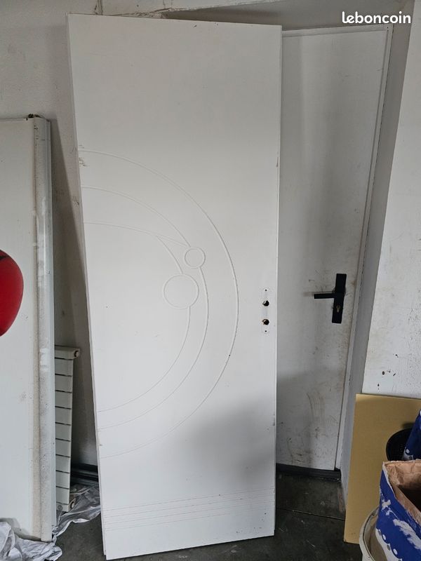 Porte en bois (image 1)
