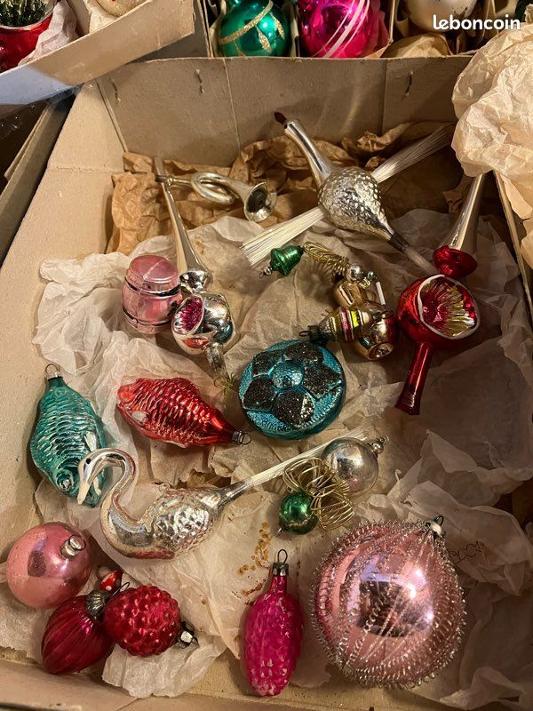Lot 24 Anciennes Décorations Boules de Noël Vintage Colorées Ornement