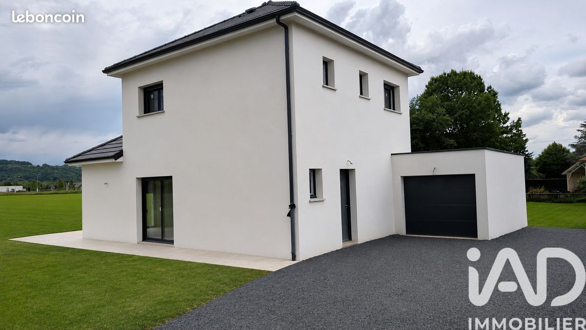 Maison 5 pièces 105 m² · à Bordes · 105 m² · 275 000 €