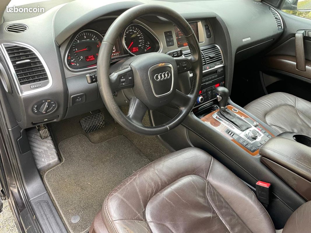AUDI Q7 AUDI 3.0 TDI 230 AMBITION LUXE QUATTRO TIPTRONIC BVA 7 places (image 6)