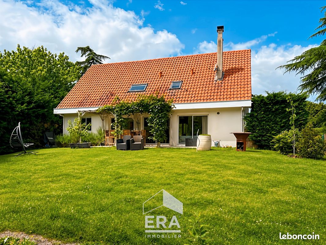 Maison 7 pièces 150 m² · à Le Taillan-Médoc · 150 m² · 495 000 €