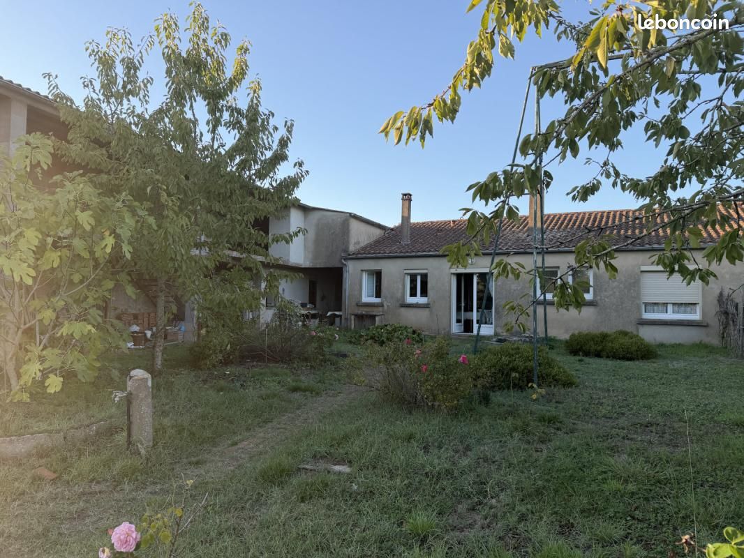 Maison 5 pièces 100 m² · à Moutiers-les-Mauxfaits · 100 m² · 122 000 €