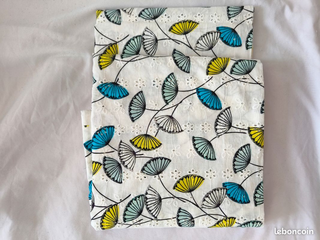 Tissu dentelle (image 1)