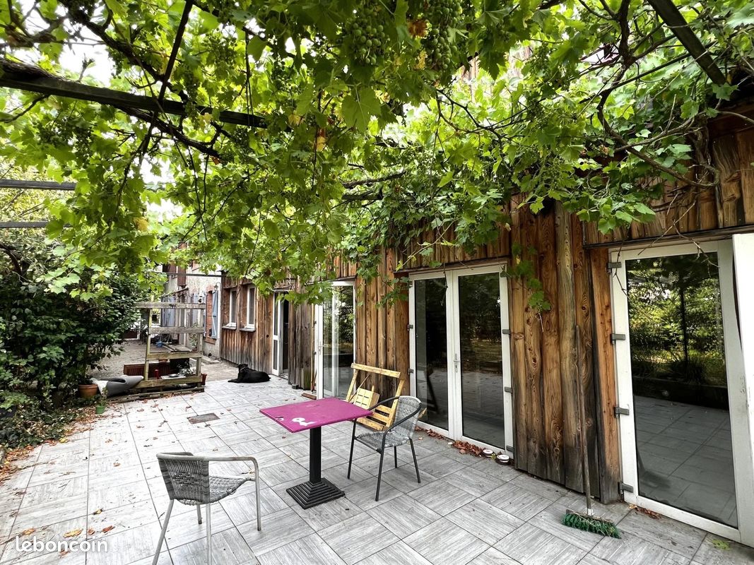 Maison 10 pièces 314 m² · à Saint-Gaudens · 314 m² · 150 000 €