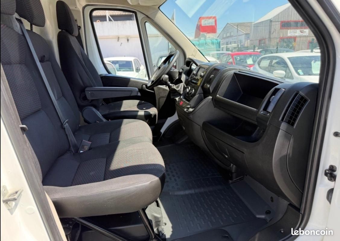 Peugeot Boxer FOURGON TOLE335 L2H2 bluehdi 120 PRO*2021* TVA RECUPERABLE (image 2)