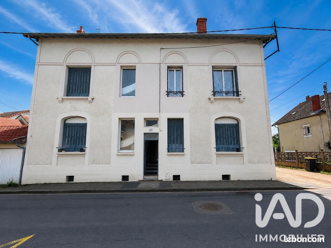 Immeuble 2 pièces 247 m² · à Montluçon · 247 m² · 266 400 €